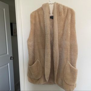 Zenana Outfitters oversized hooded vest